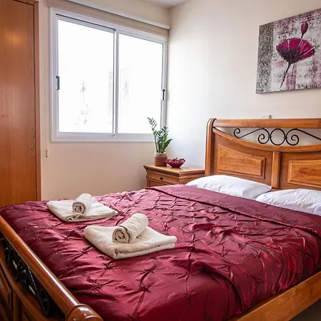 Oasis 2bdr Kapparis With Pool - 2 Min From Beach