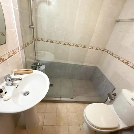 Oasis 2bdr Kapparis With Pool - 2 Min From Beach *