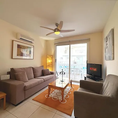 Oasis 2bdr Kapparis With Pool - 2 Min From Beach